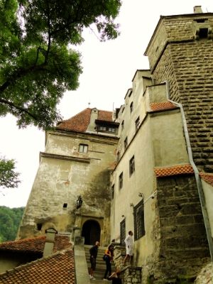 BUCAREST Y BRASOV EXPRESS - Blogs of Romania - El castillo de Bran (3)