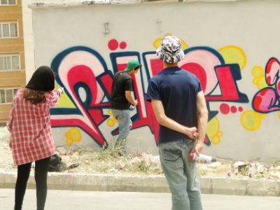 "WELCOME TO IRÁN" - Blogs de Iran - ¿pintar graffiti en Irán? es posible (4)