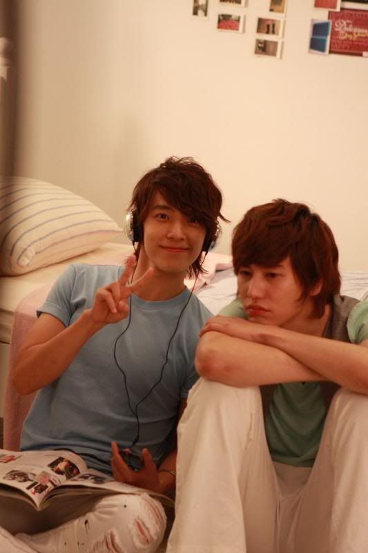 happybath2.jpg kyuhae image by fiena2119