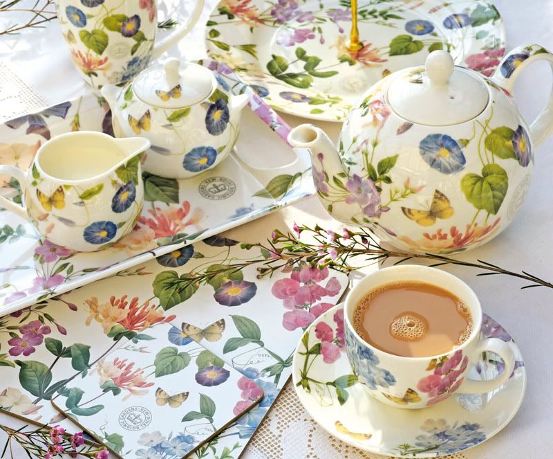 ROYAL BOTANIC GARDENS KEW Redoute Meadow 6 CUP FINE CHINA TEAPOT In